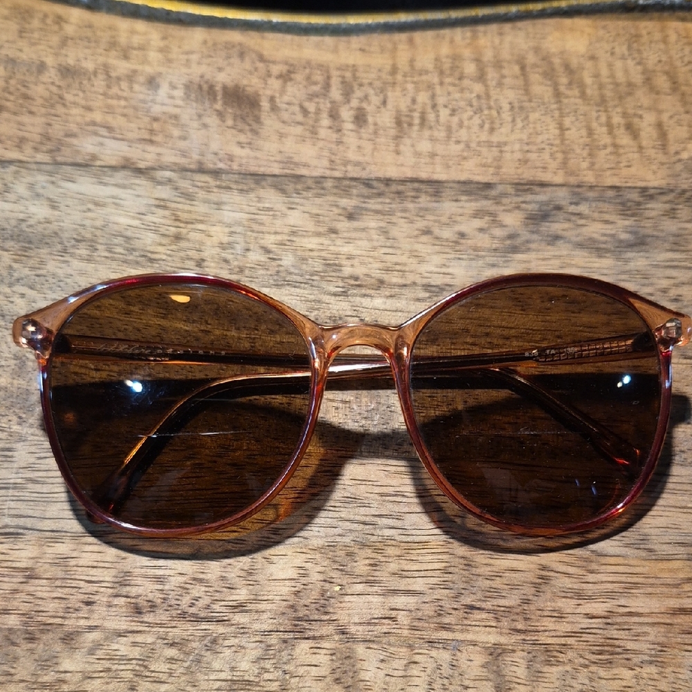 Round Tortoiseshell Sunglasses with Brown Lenses